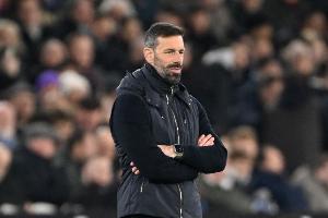 走眼了蓝狐被范式曼联两连杀，请来范尼后18轮15负第16俯冲19