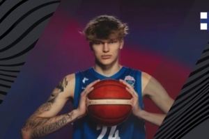 乐鱼体育官方网站-小马尔卡宁！记者称赞穆里宁：有基里连科的影子 天空是他的极限